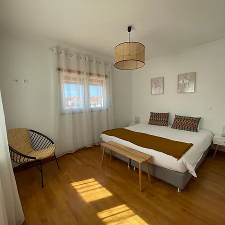 Zulla Moradia T3, Do Norte Semesterbostad Nazaré